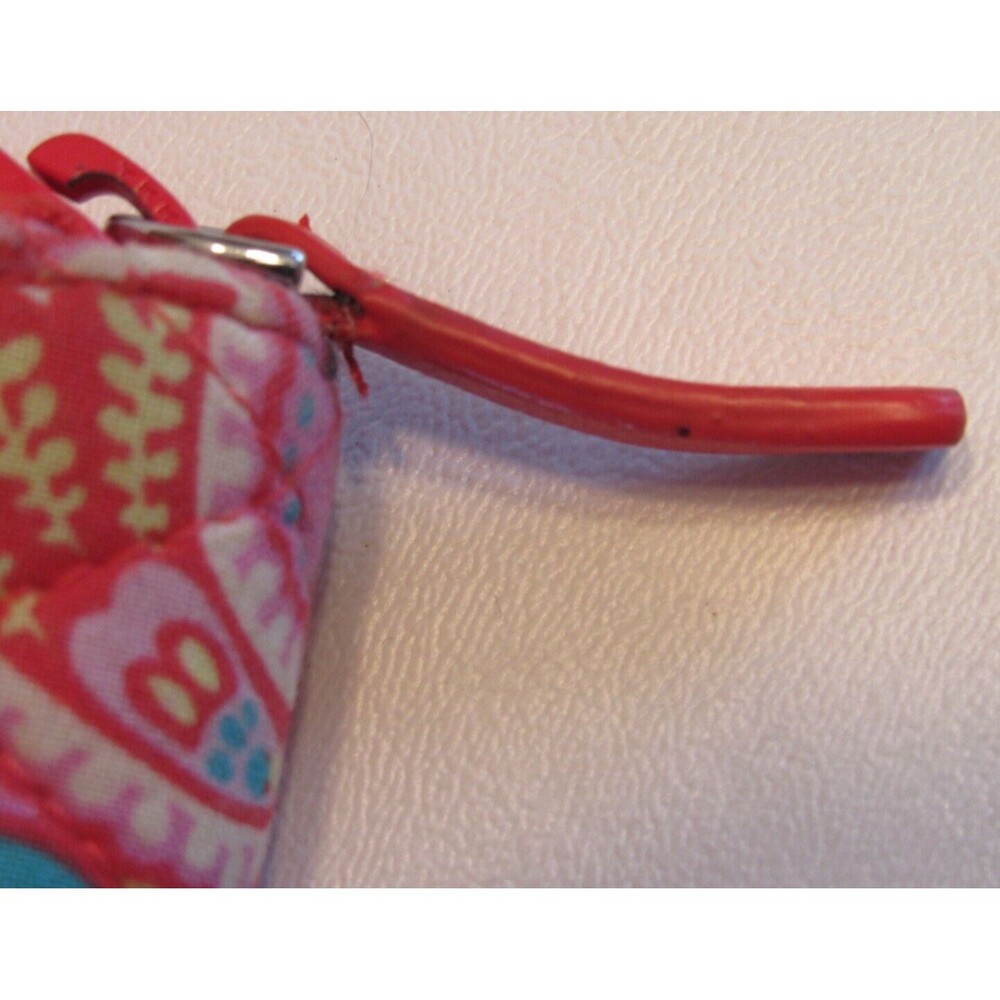 Vera Bradley Quilted Turn Lock and Zip Close Wallet Orange Paisley in Paradise - Picture 4 of 8